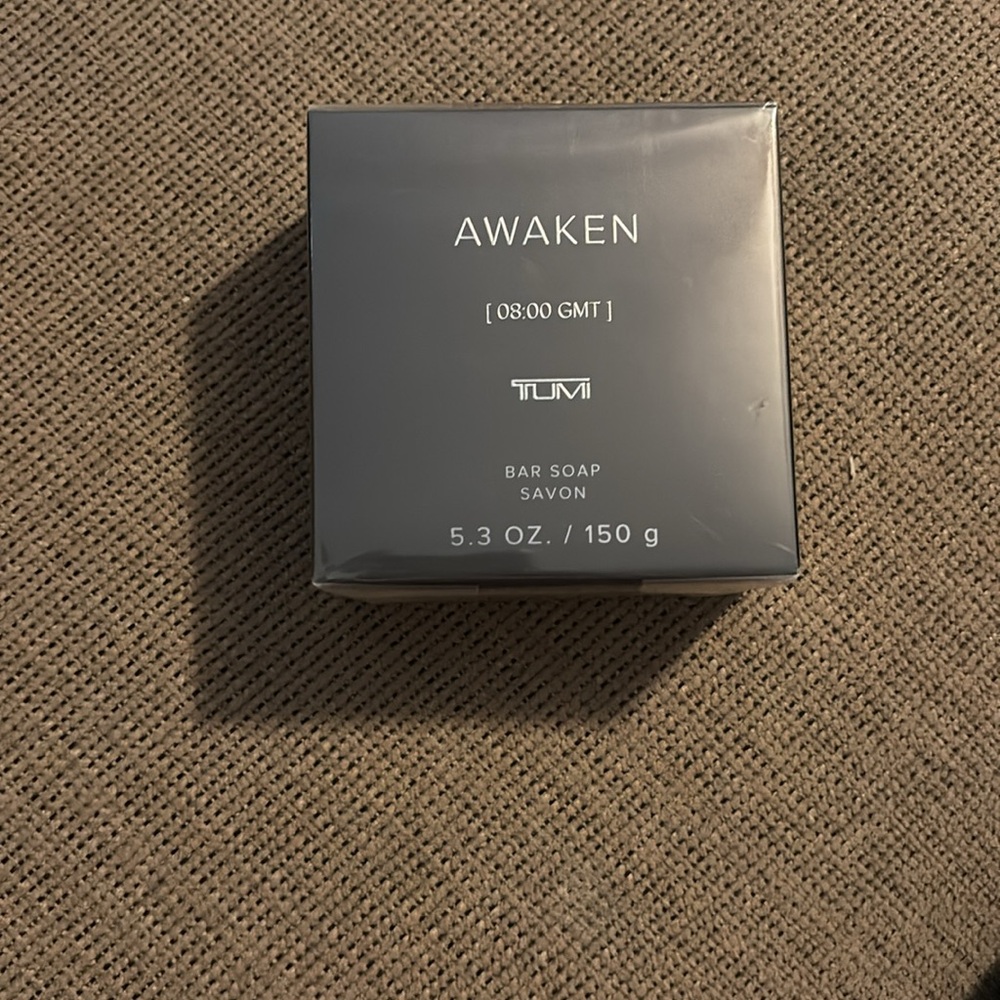 TUMI Awaken Bar Soap Aluminum case
